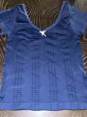 Women’s Navy Short Sleeve Knit Tee